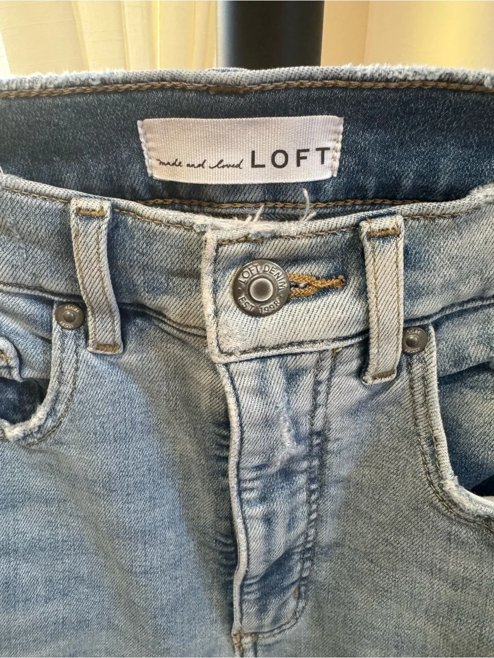LOFT Light Wash High-Rise Wide  Jeans Light Blue Size 2/26 The Slim Flare